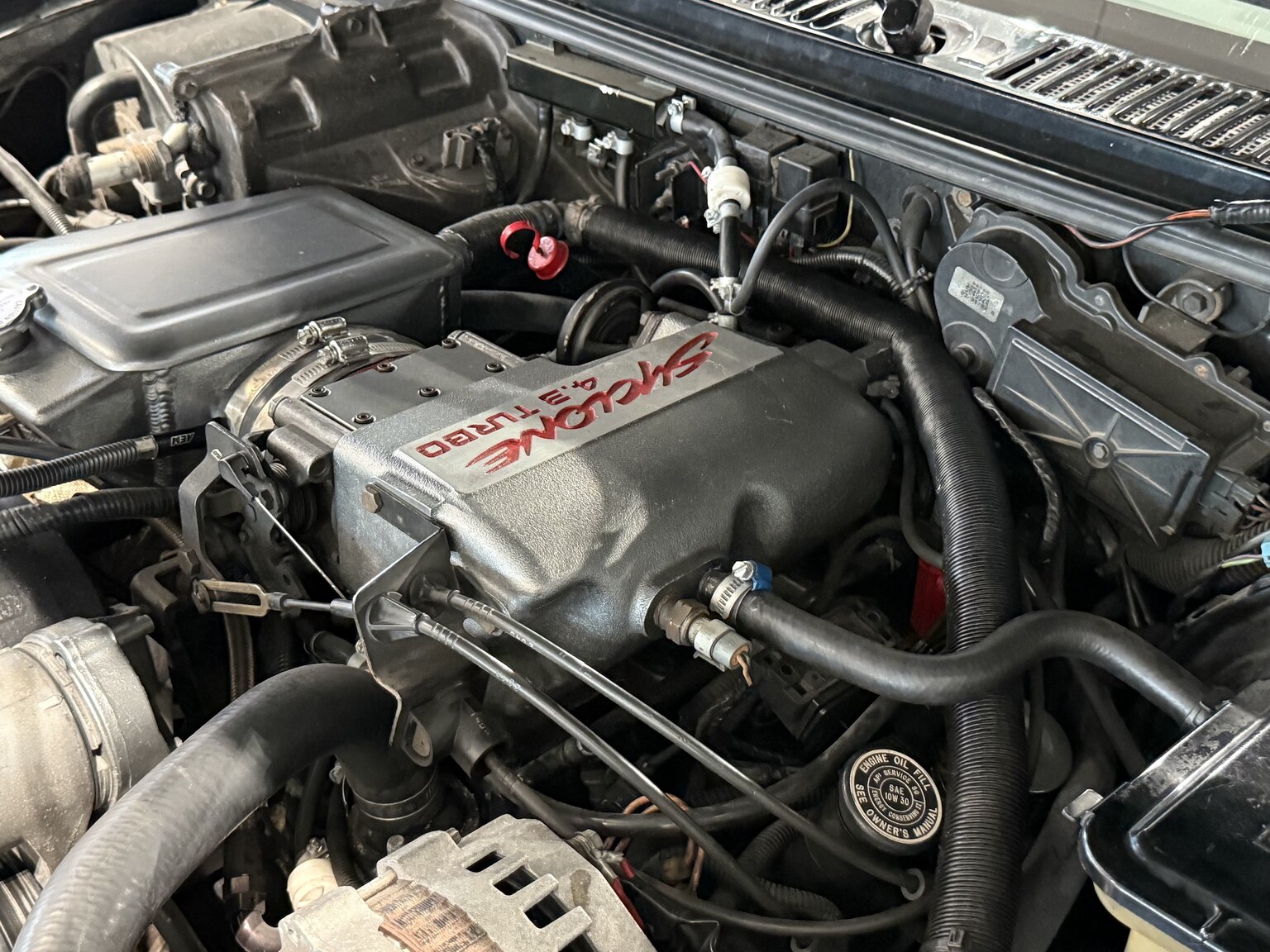 Image of 1992 GMC Typhoon  mechanics