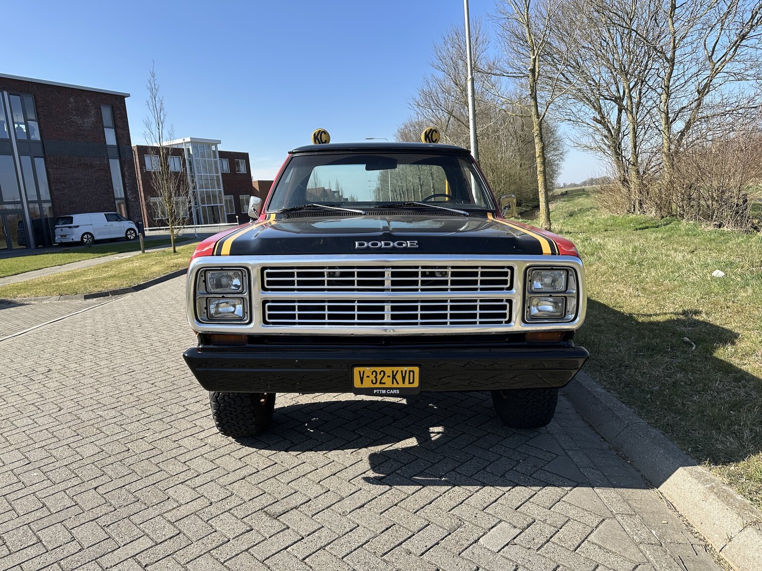 Exterior image of 1979 Dodge Power Wagon Macho