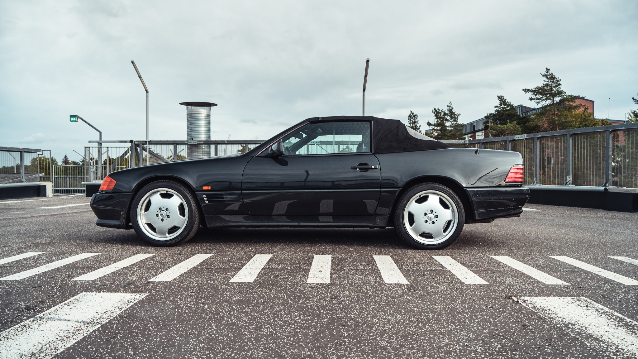 Aussenfoto 1994 Mercedes SL320 (R129)  (2)