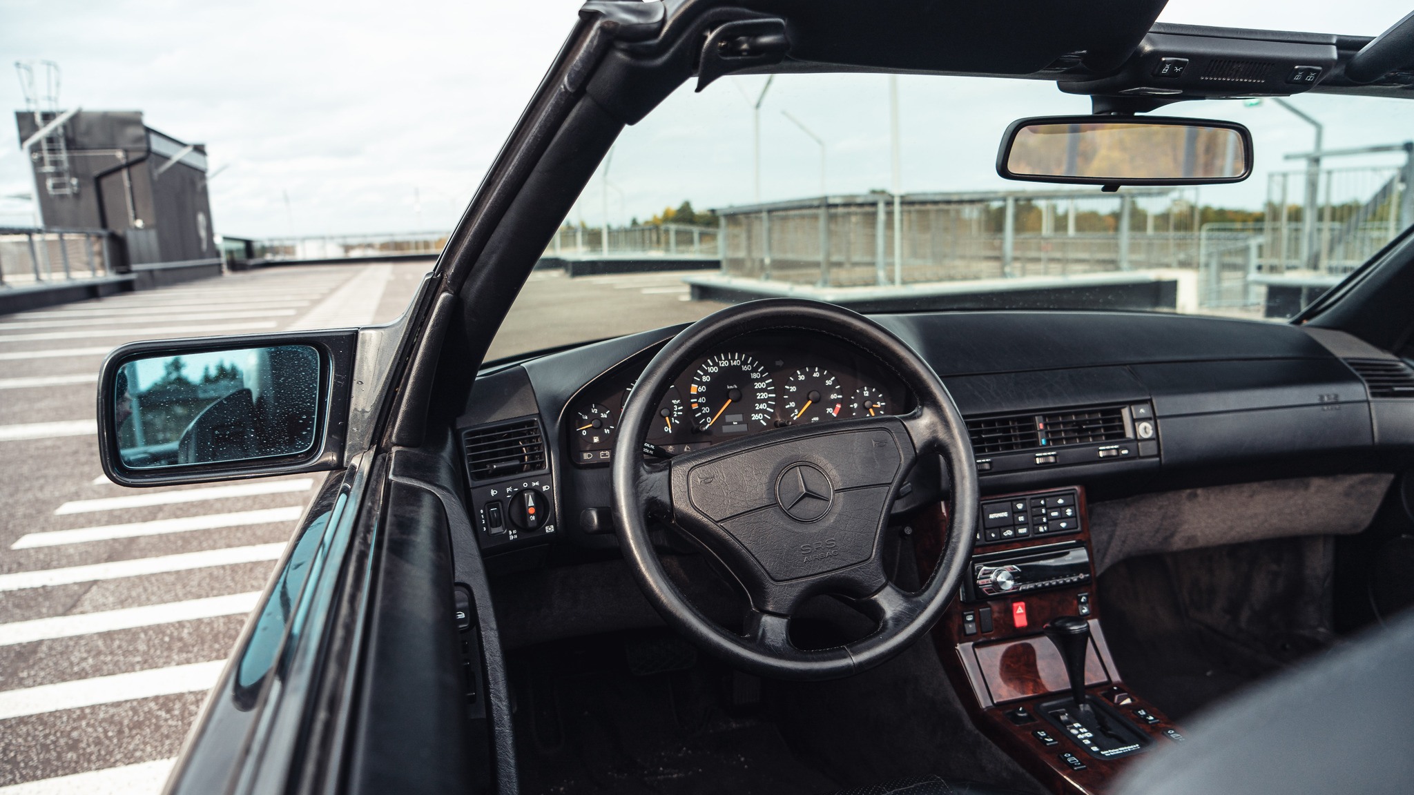 Innenraumfoto von 1994 Mercedes SL320 (R129)  (20)