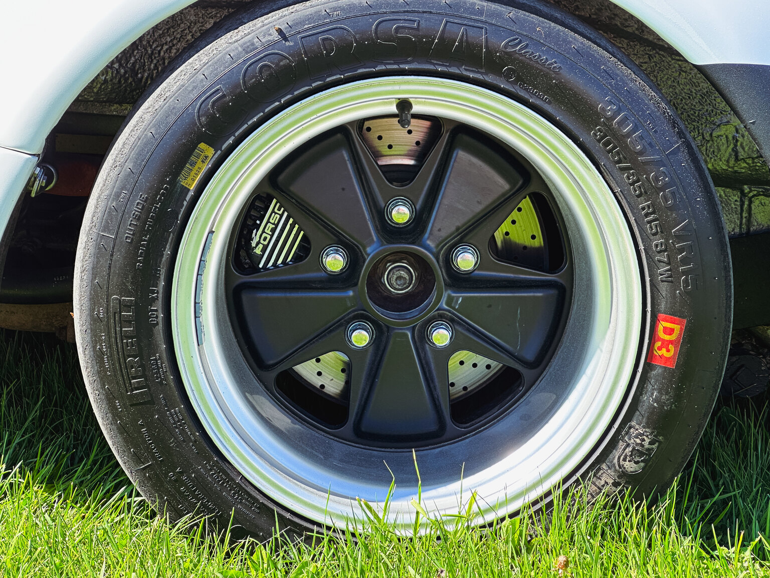 Aussenfoto 1971 Porsche 911 RSR Tribute