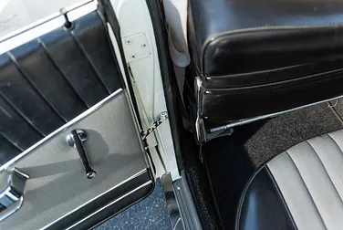 #<Image:0x00007fb7250e0dd8>