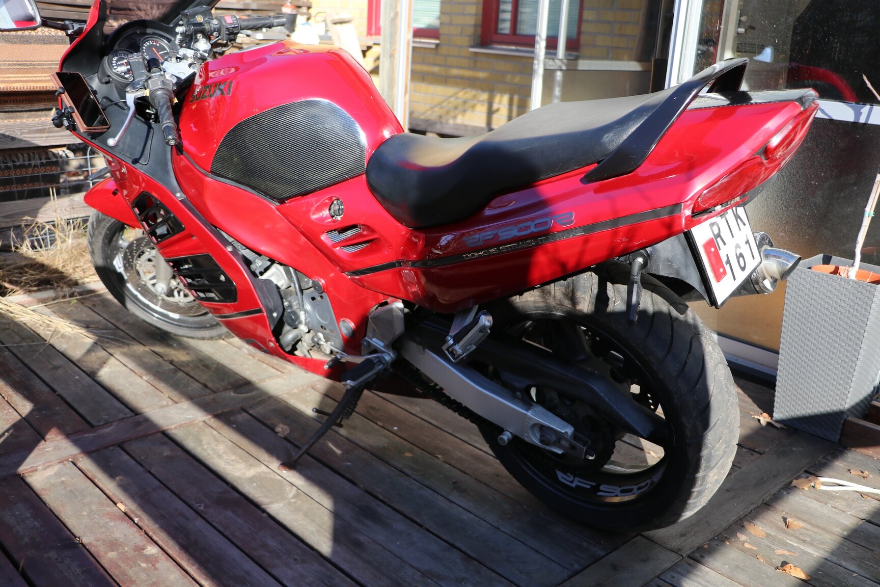 Aussenfoto 1995 SUZUKI RF 900R