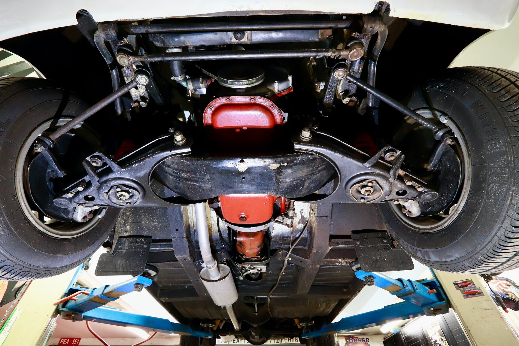 Image of 1964 Volvo P 1800S mechanics