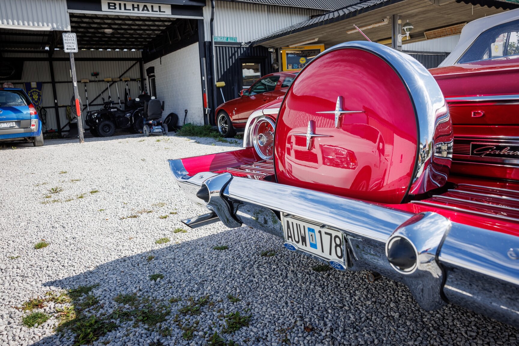 Exteriörbild på 1964 Ford Galaxie 500