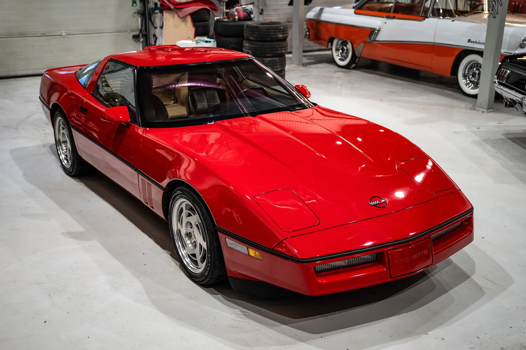 Exterior image of 1990 Chevrolet Corvette ZR-1 (20)