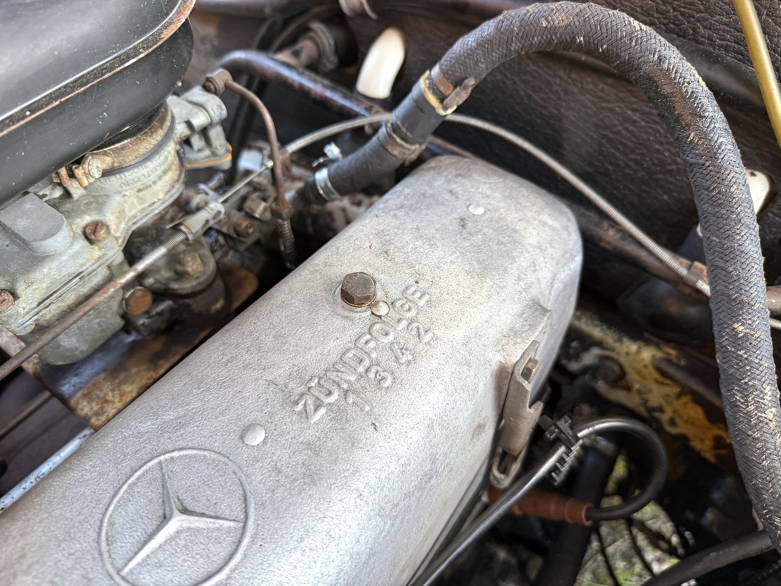 1967 Mercedes-Benz 200, Mekanik
