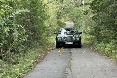 Exterior image of 2003 Jaguar S-Type R