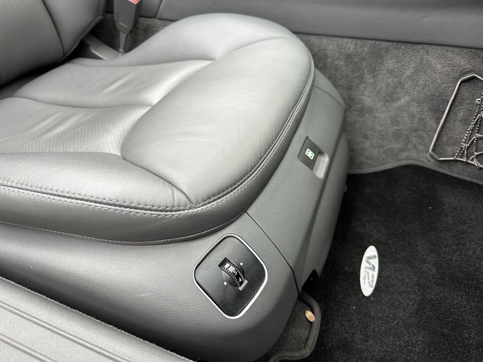 Interiörbild 2005 Mercedes-Benz SL 350