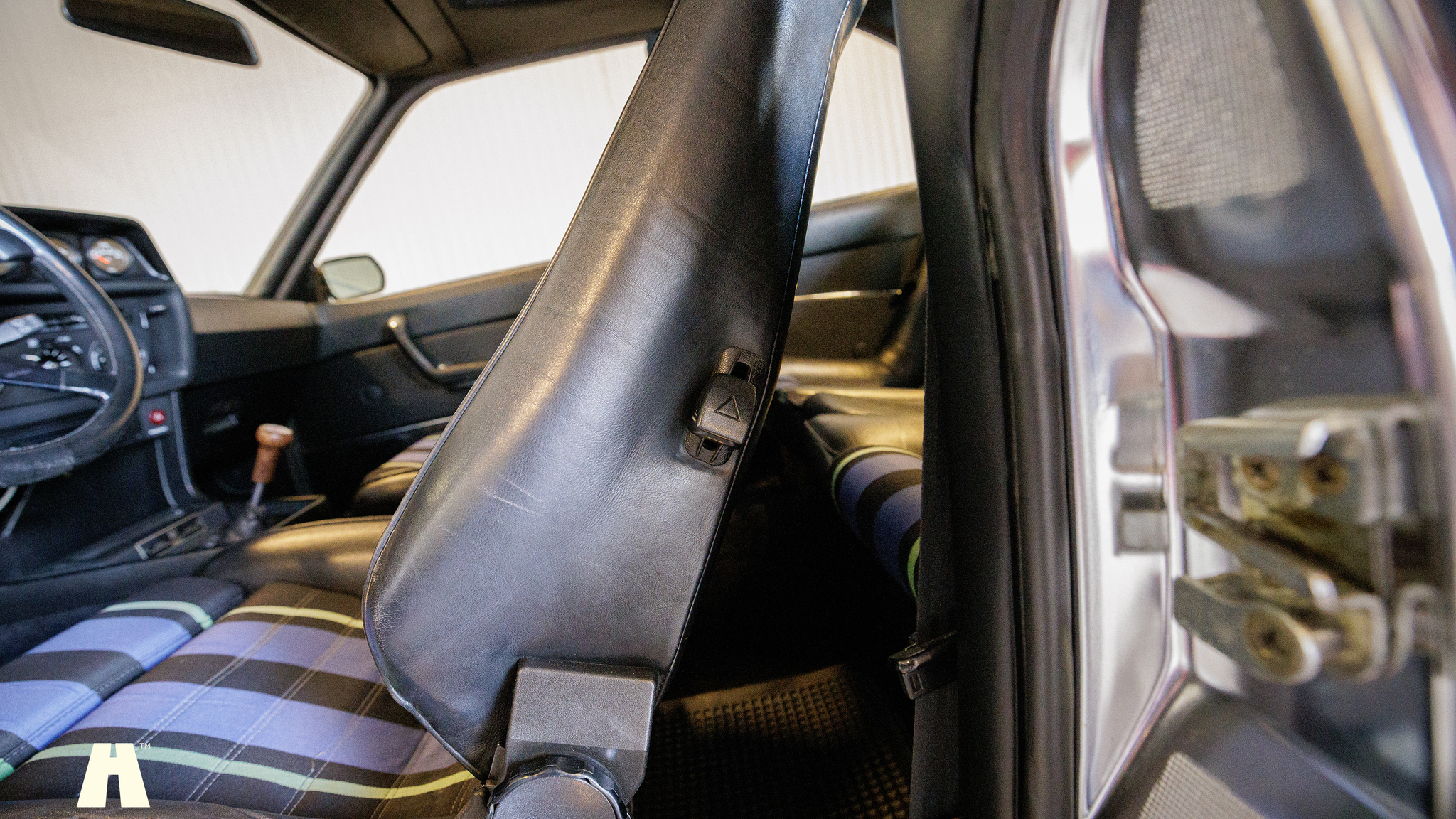 Interior image of 1979 Alpina B7 Turbo