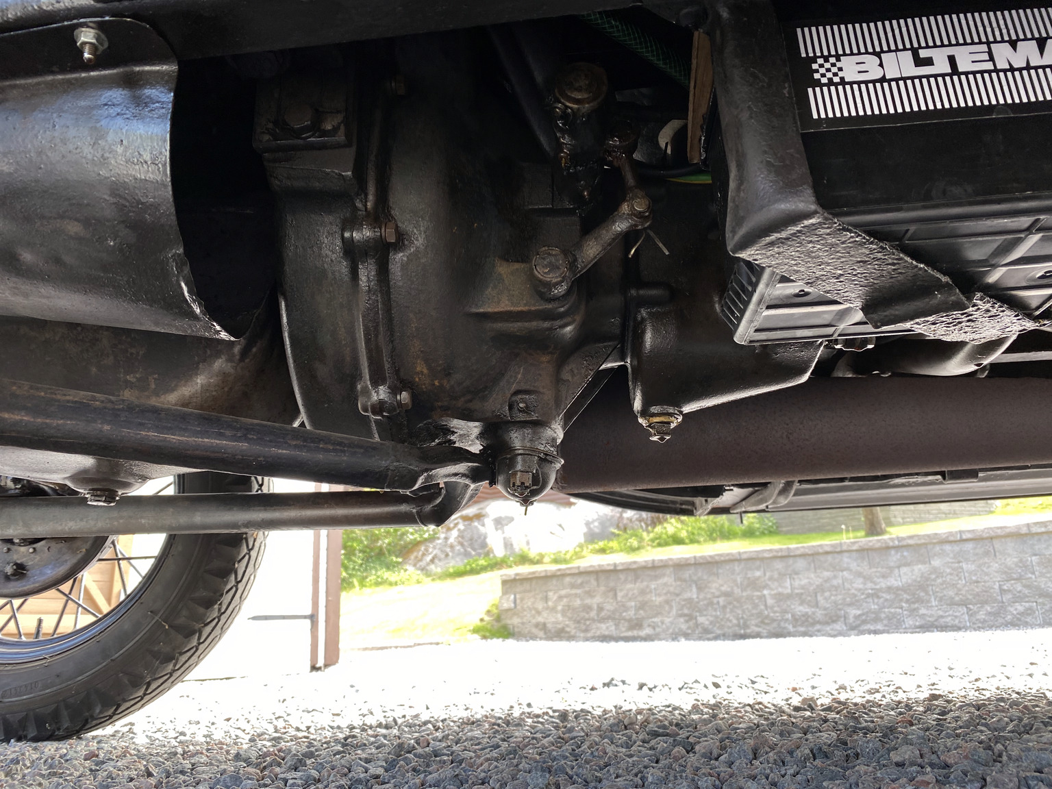 Image of 1931 Ford A Luxe Sedan mechanics (41)