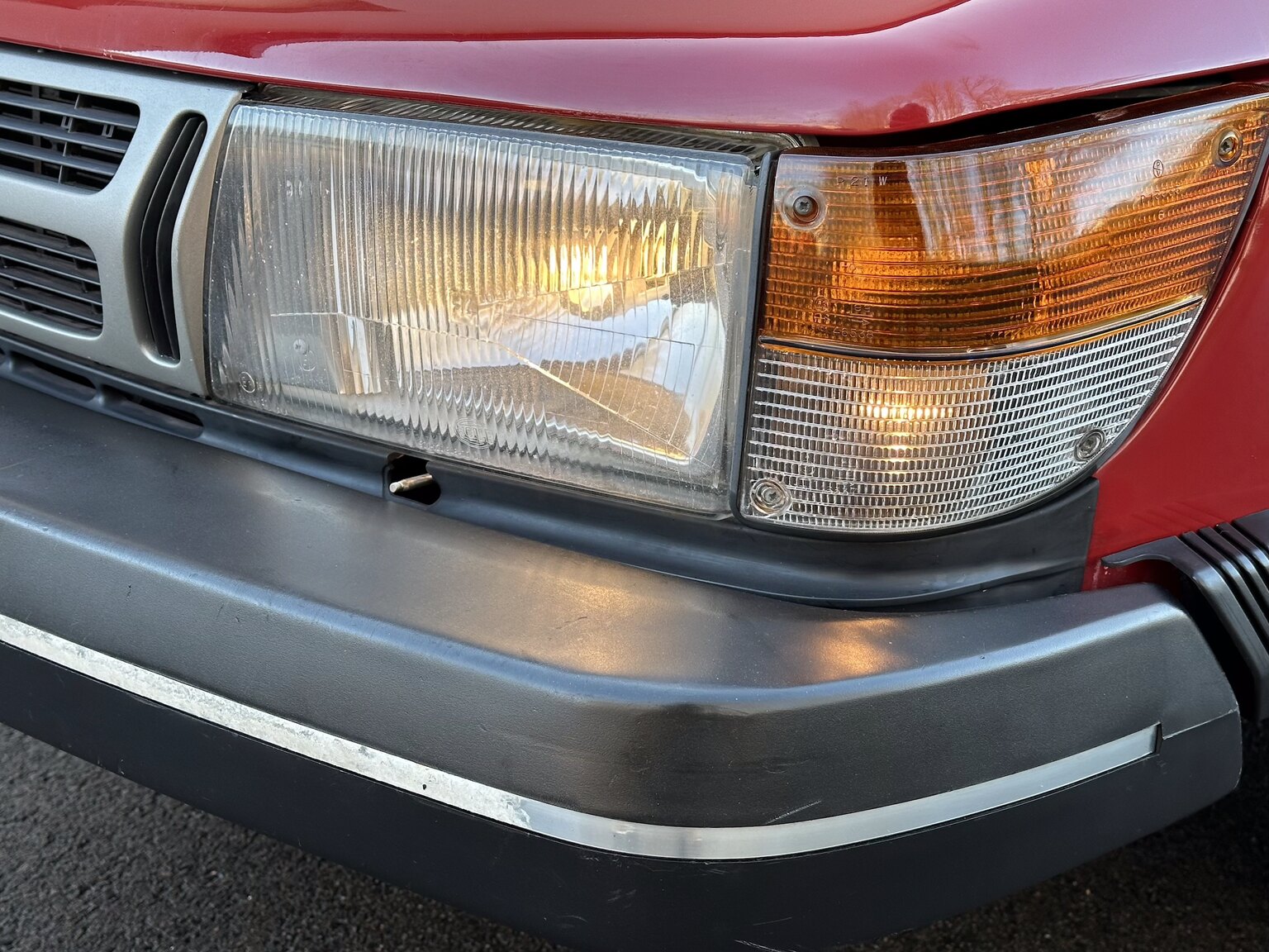 Aussenfoto 1984 Saab 900 GL (93)