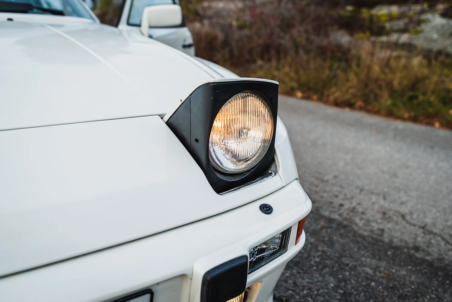 Exterior image of 1986 Porsche 944R (28)