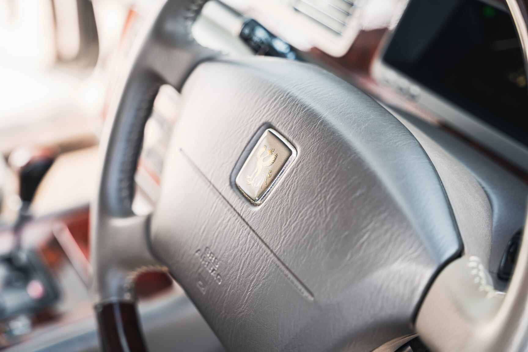 Interior image of 2000 Toyota Century