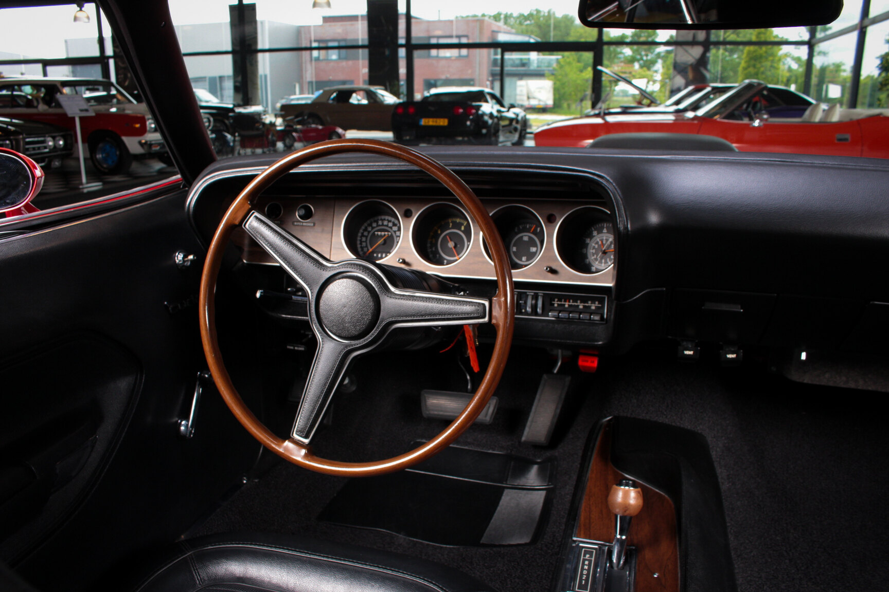 Interiörbild 1970 Plymouth Hemi Cuda