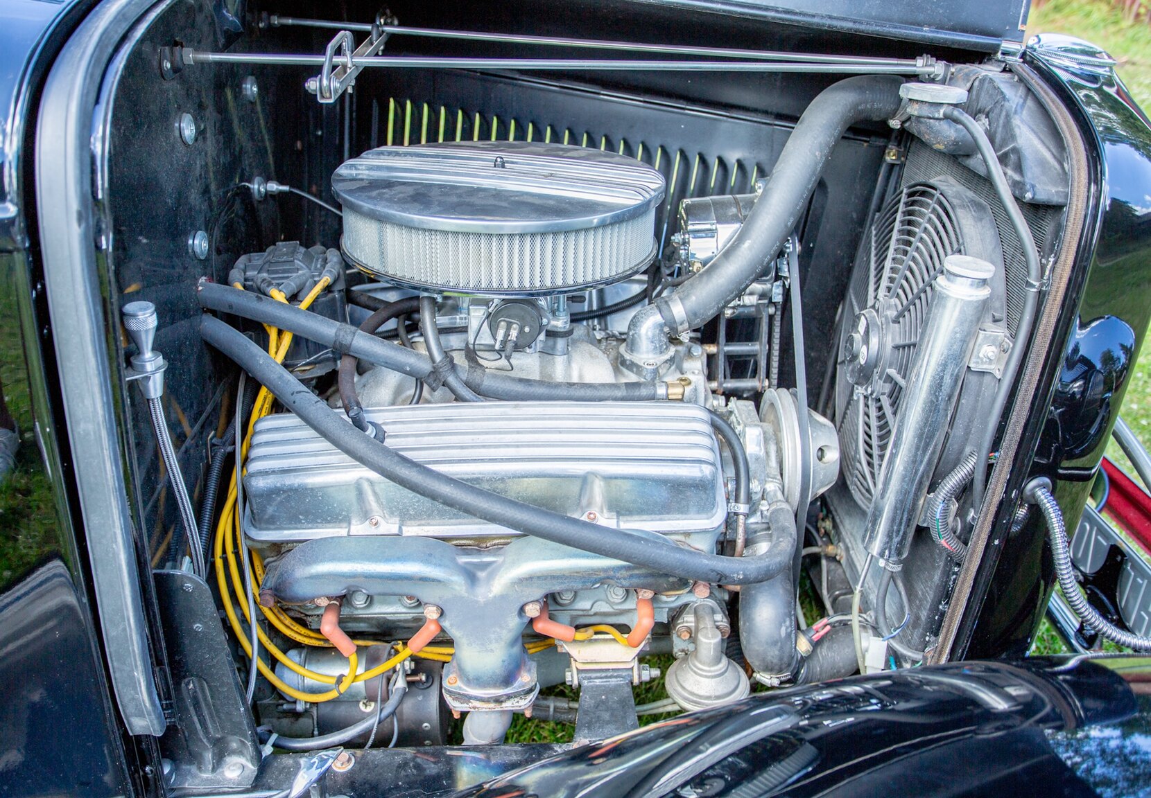 Image of 1932 Ford 32 deuce sport coupé (Hot Rod) mechanics