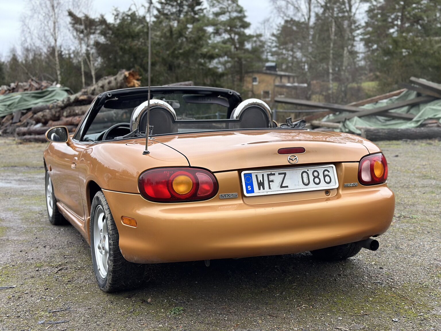 Aussenfoto 1998 Mazda Miata MX-5 NB