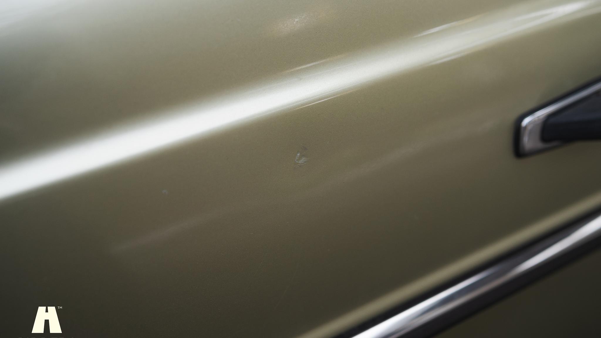 Exteriörbild på 1985 Mercedes-Benz 200 Series 3  (76)