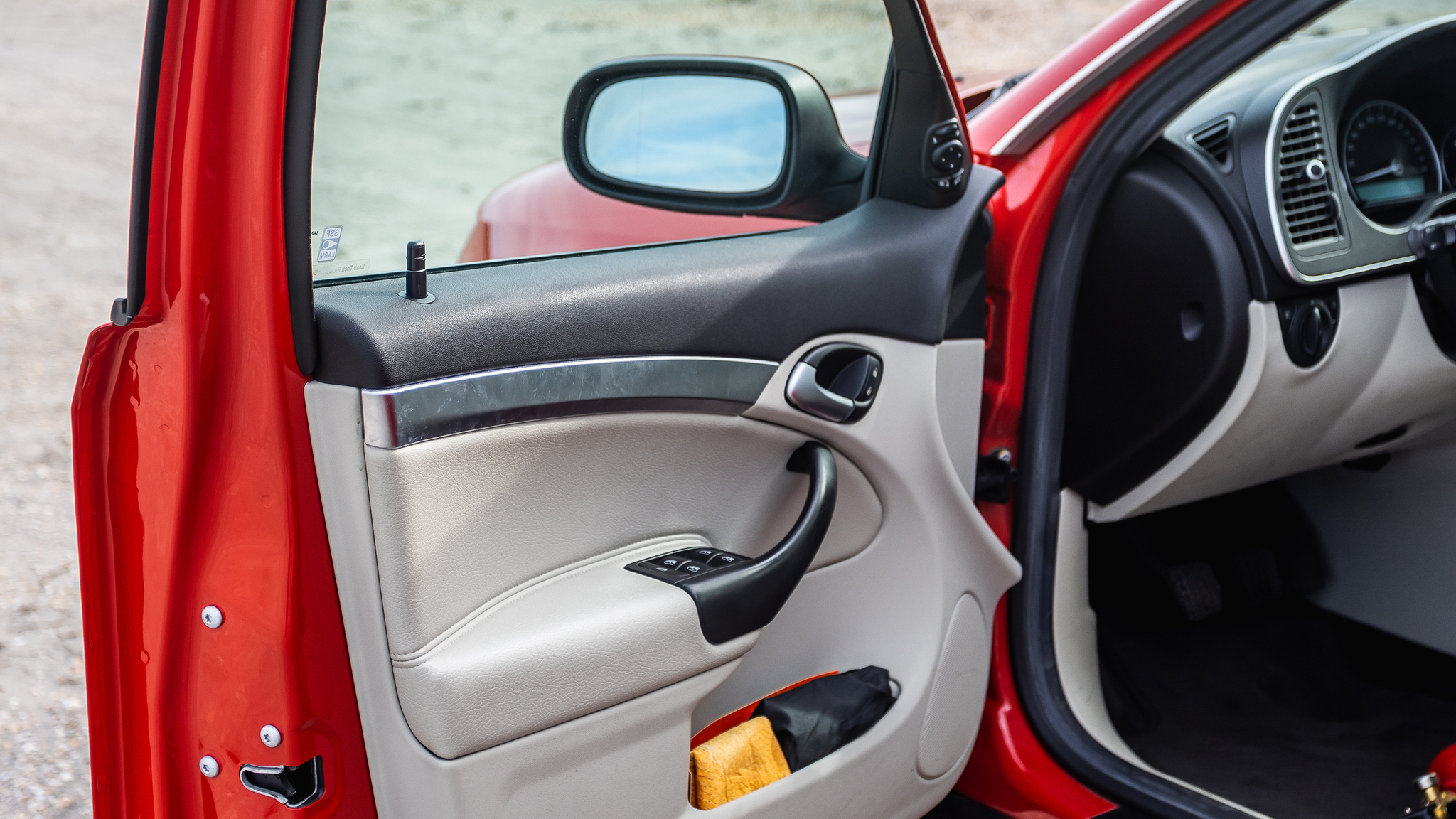 Interiörbild 2007 SAAB 9-3 AERO SPORTCOMBI (19)