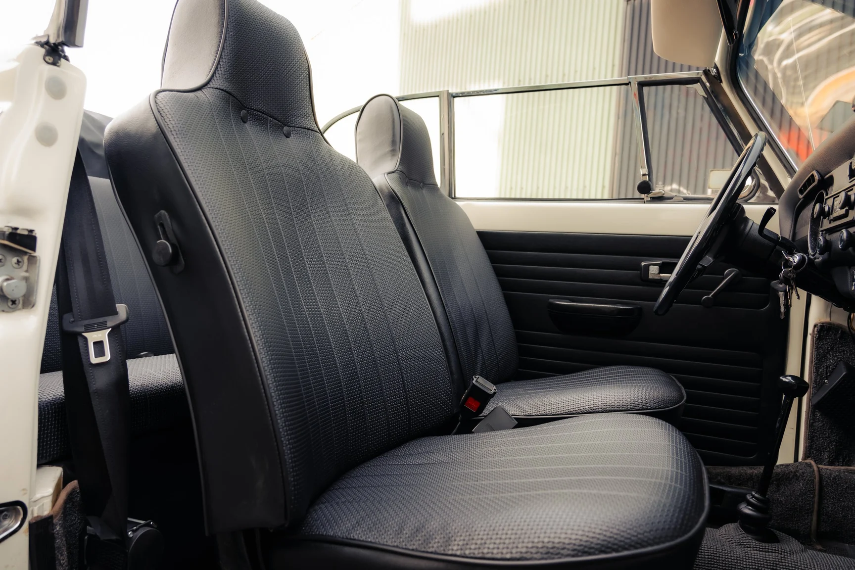 Innenraumfoto von 1972 Volkswagen 1302 S Cabriolet (27)