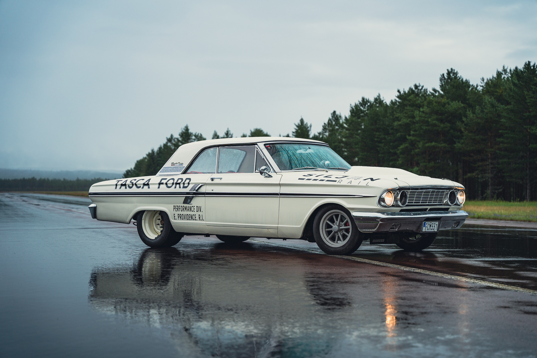 Aussenfoto 1964 Ford Fairlane 500 Sport Coupé (15)