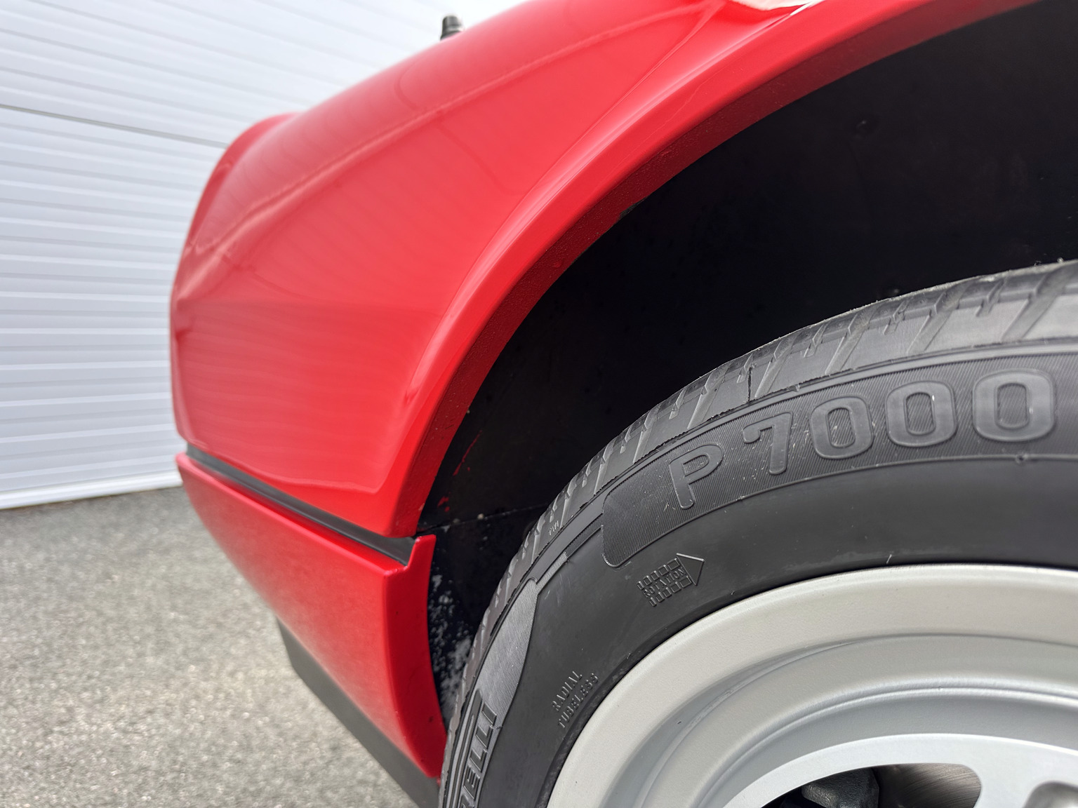 Exteriörbild på 1988 Ferrari 328 GTB