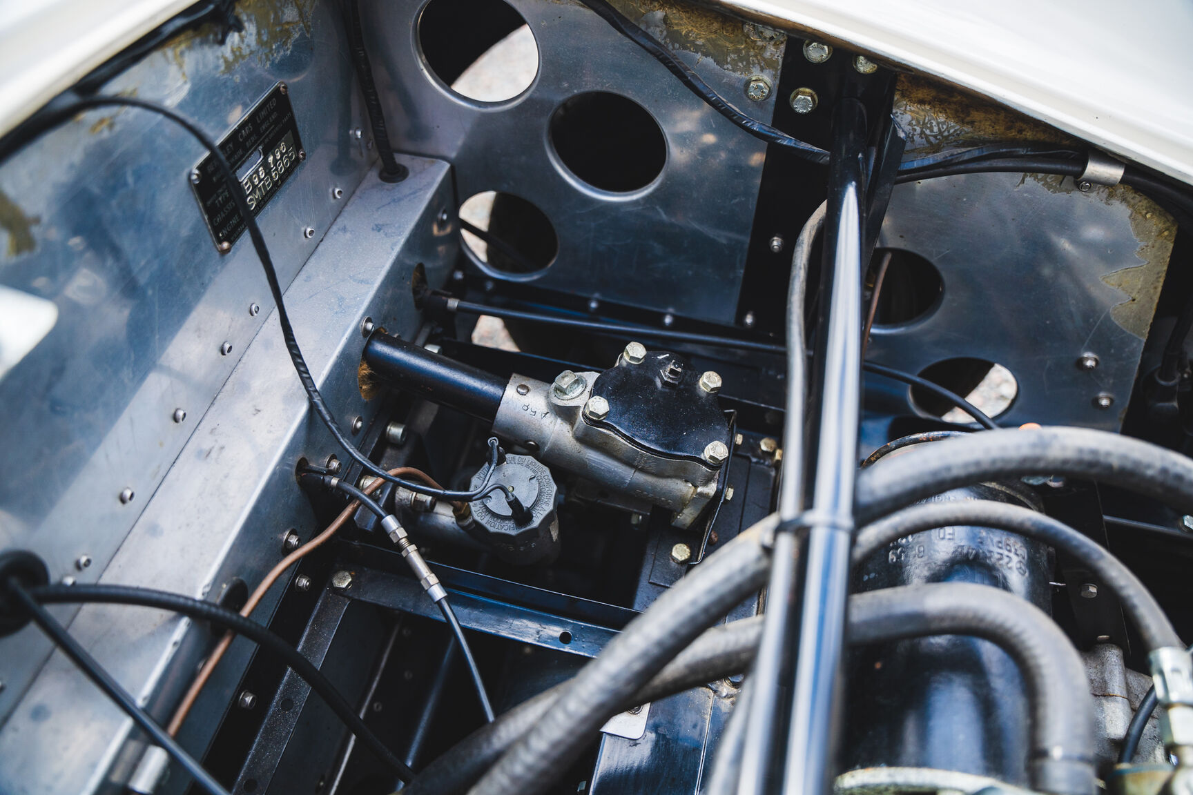 Image of 1960 Berkeley B95 mechanics (15)