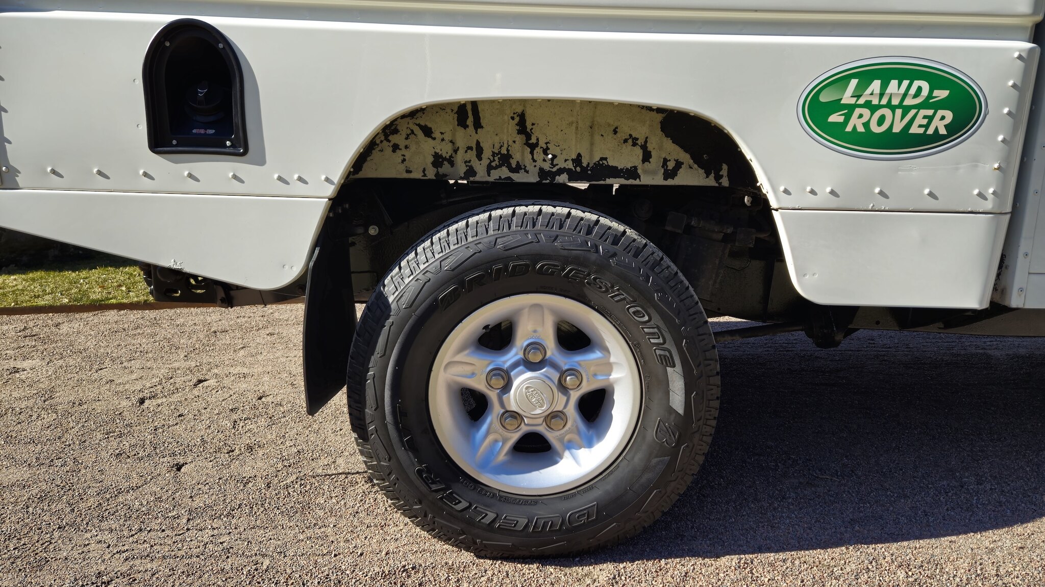 Exterior image of 1999 Land Rover Defender Single Cab Pickup