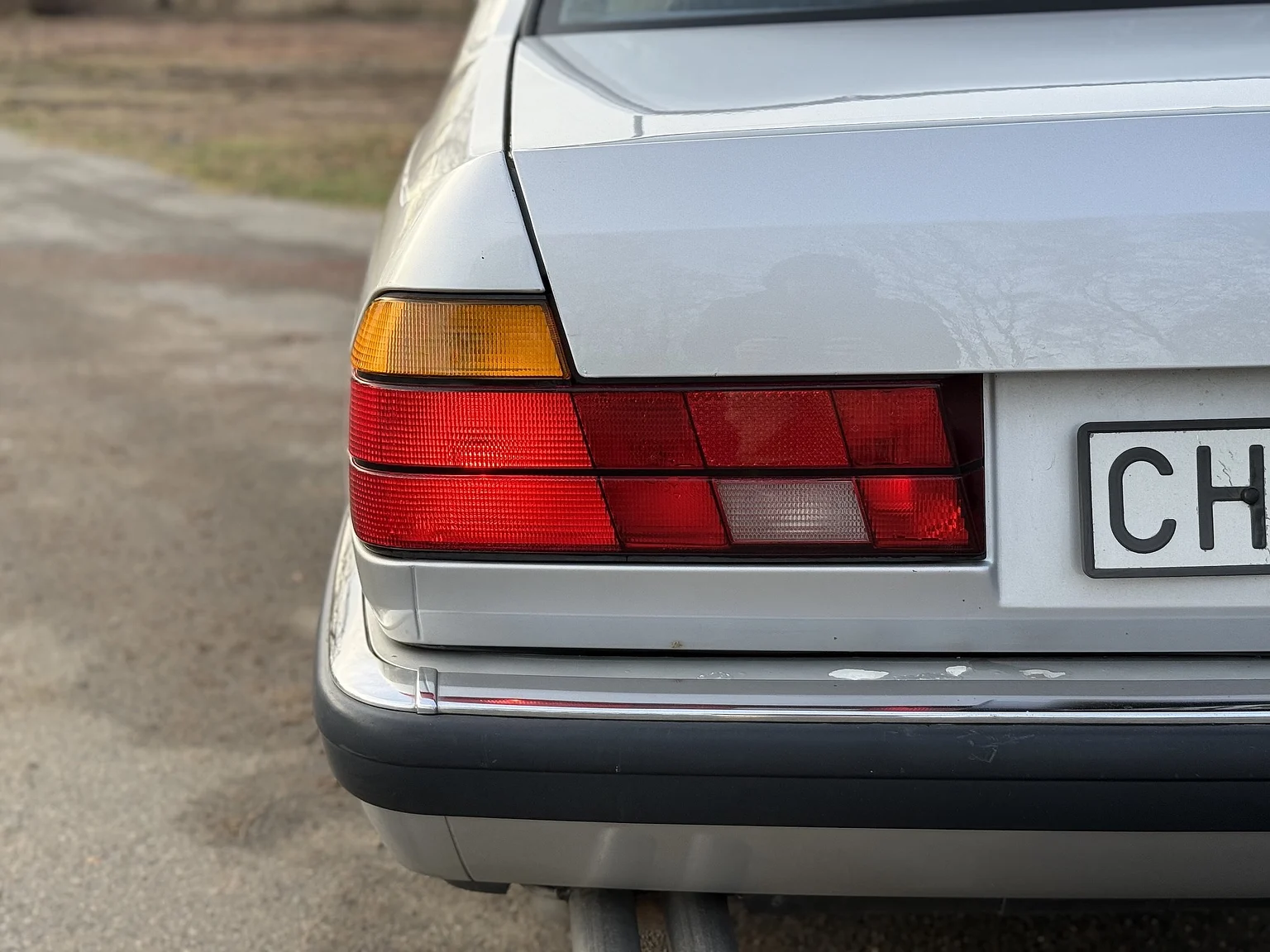 Exteriörbild på 1992 BMW 730iA (39)
