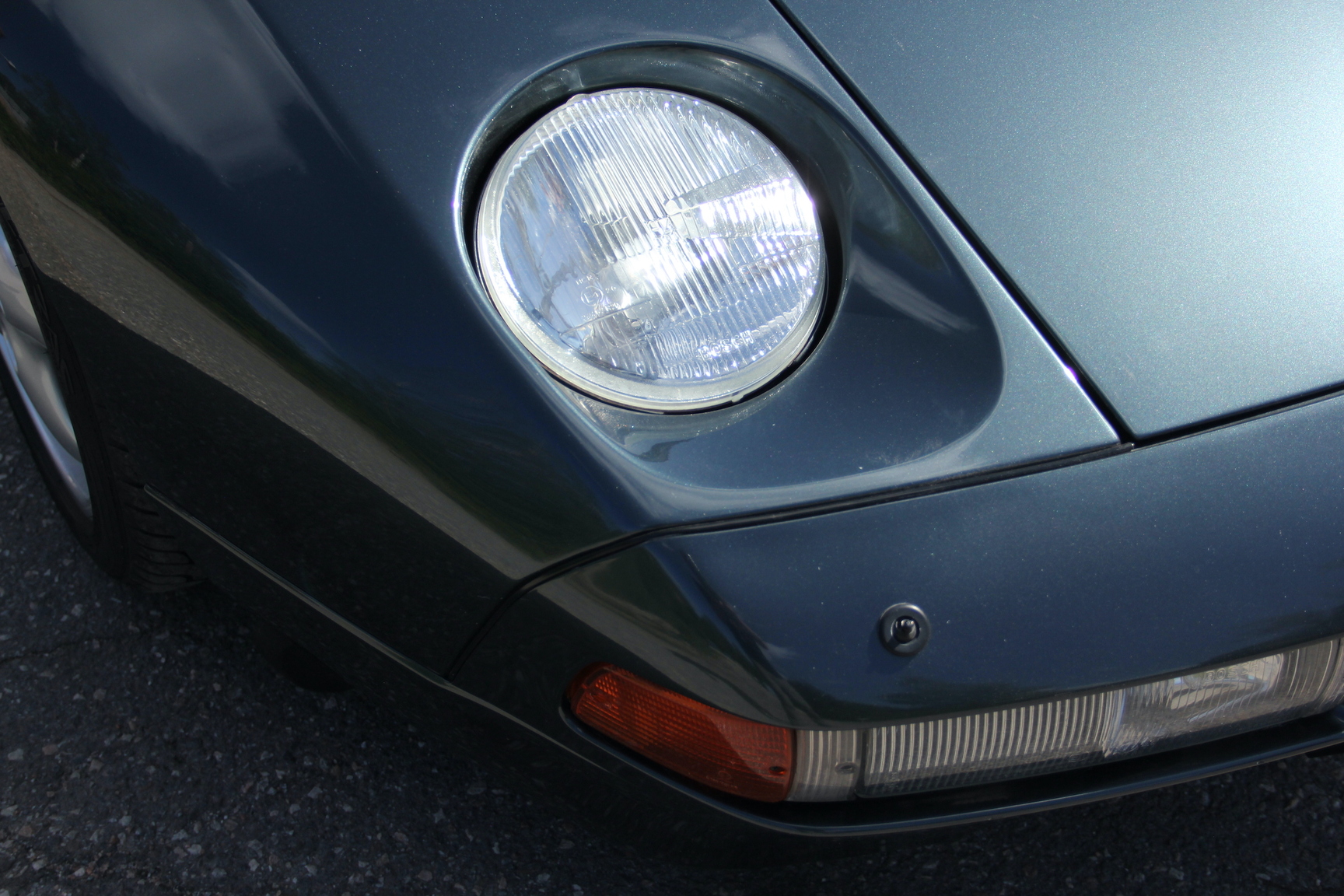 Aussenfoto 1994 Porsche 928 GTS