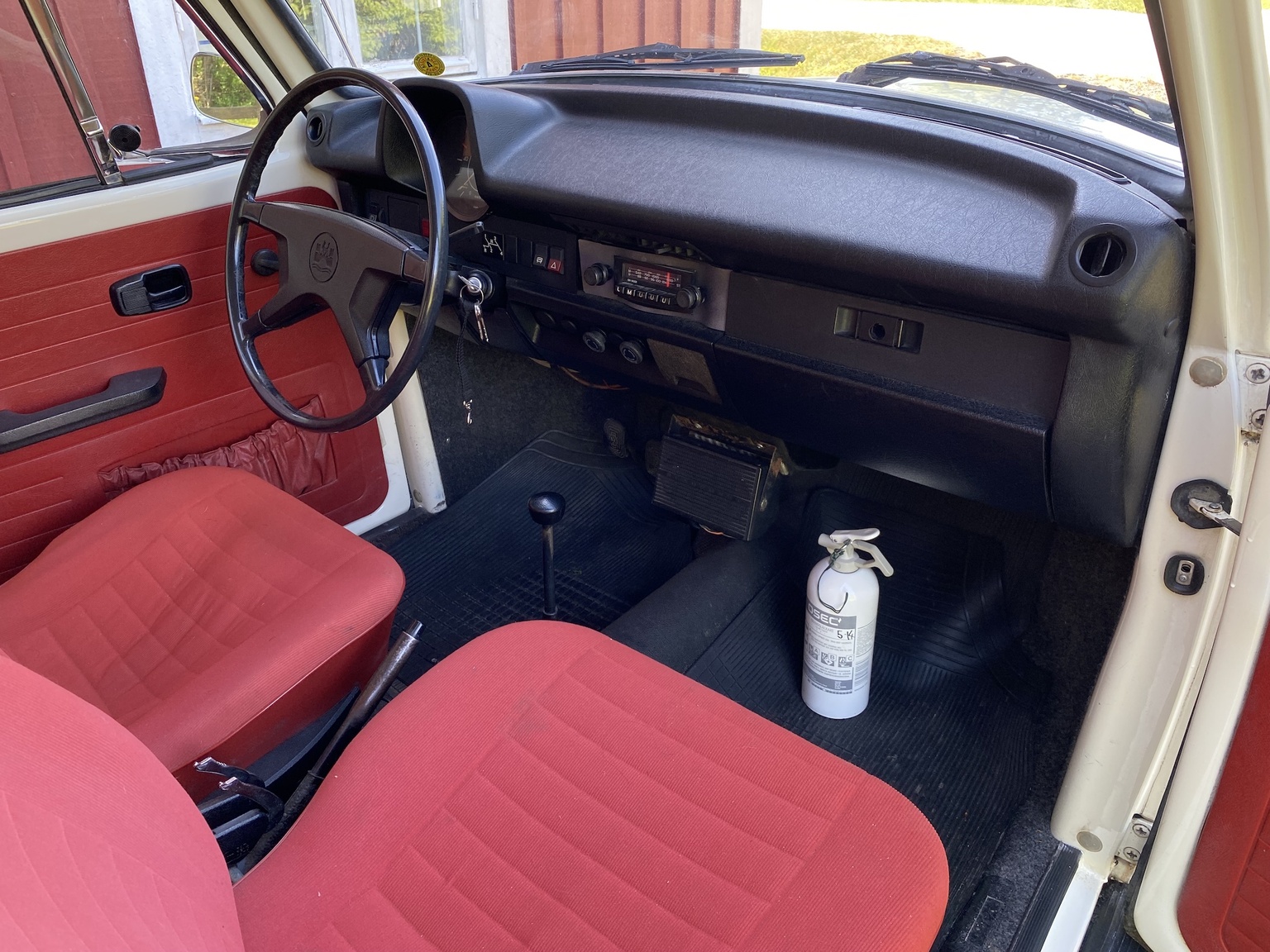 Interiörbild 1974 Volkswagen Beetle 1303 S (30)