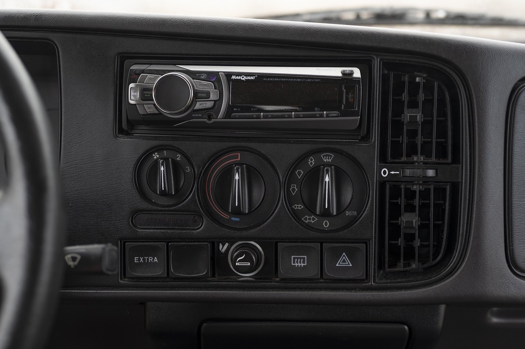 Interiörbild 1992 SAAB 900 S – NO RESERVE