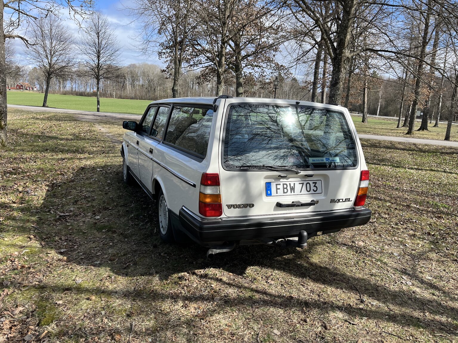 Exterior image of 1993 Volvo 245 GL