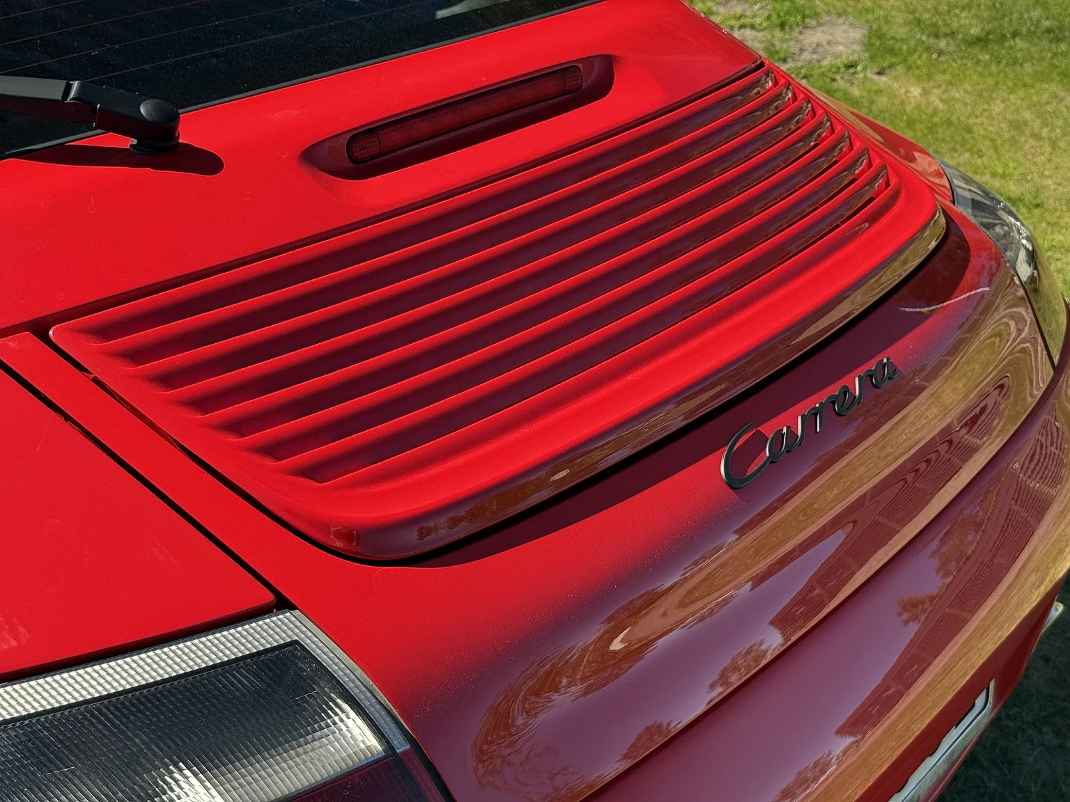 Exterior image of 1998 Porsche 996 Carrera (33)