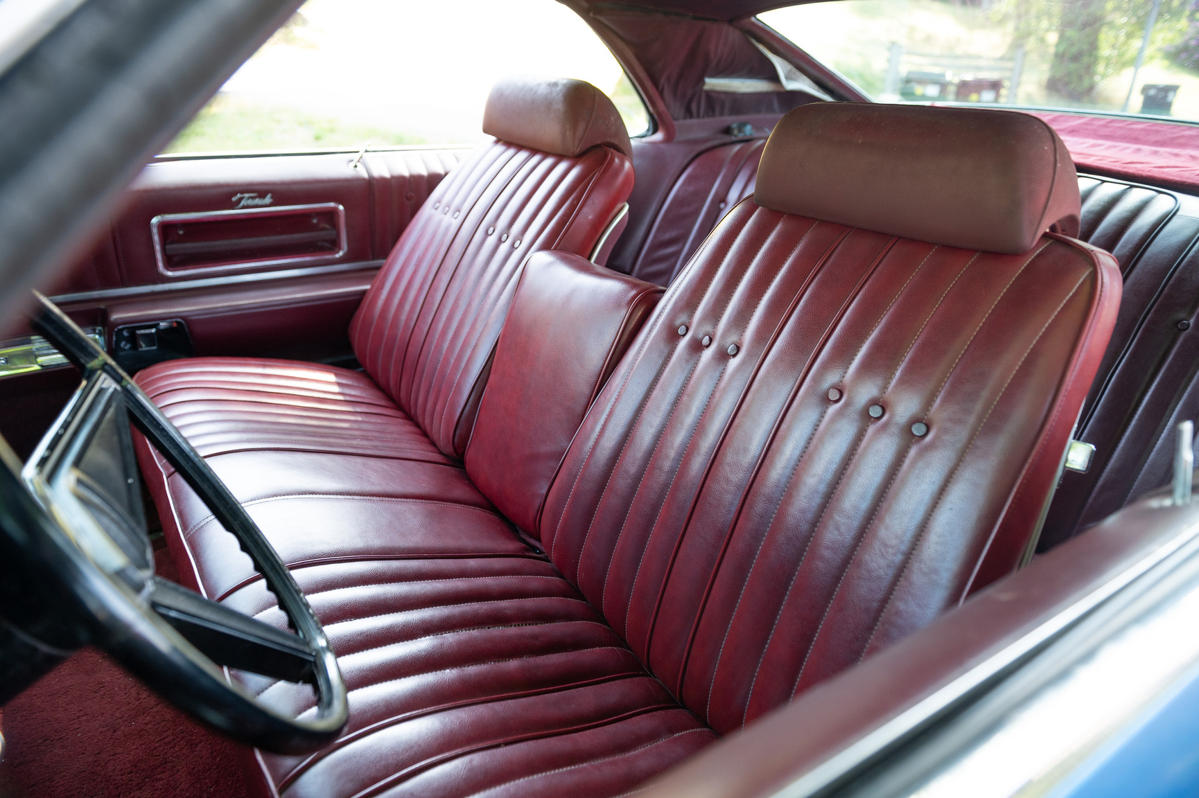 Innenraumfoto von 1968 Oldsmobile Toronado (69)