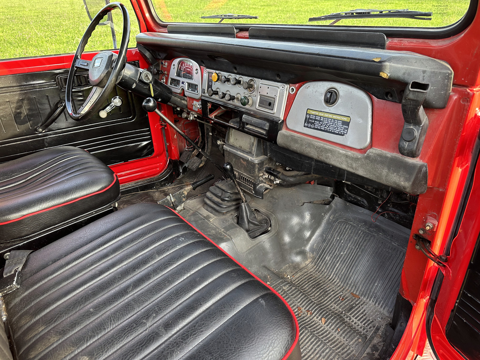 Innenraumfoto von 1982 Toyota Landcruiser Utility (22)