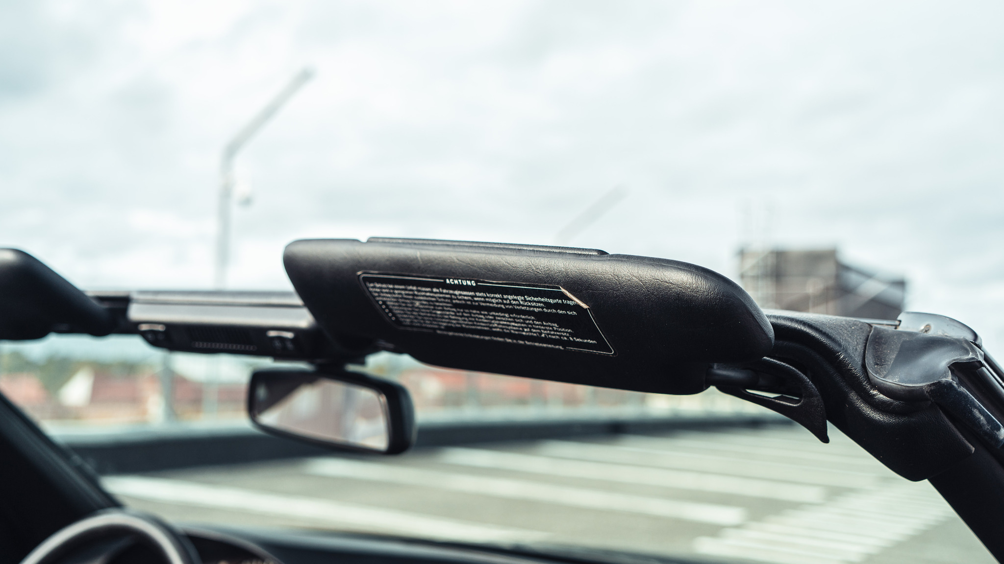 Innenraumfoto von 1994 Mercedes SL320 (R129)  (10)