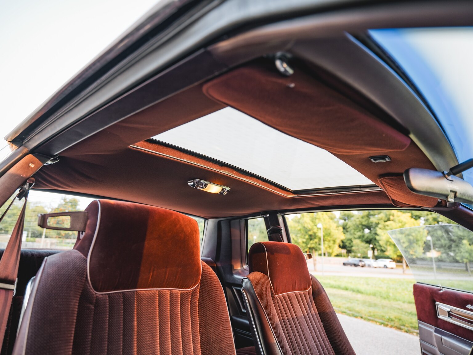 Interior image of 1986 Oldsmobile Cutlass 442