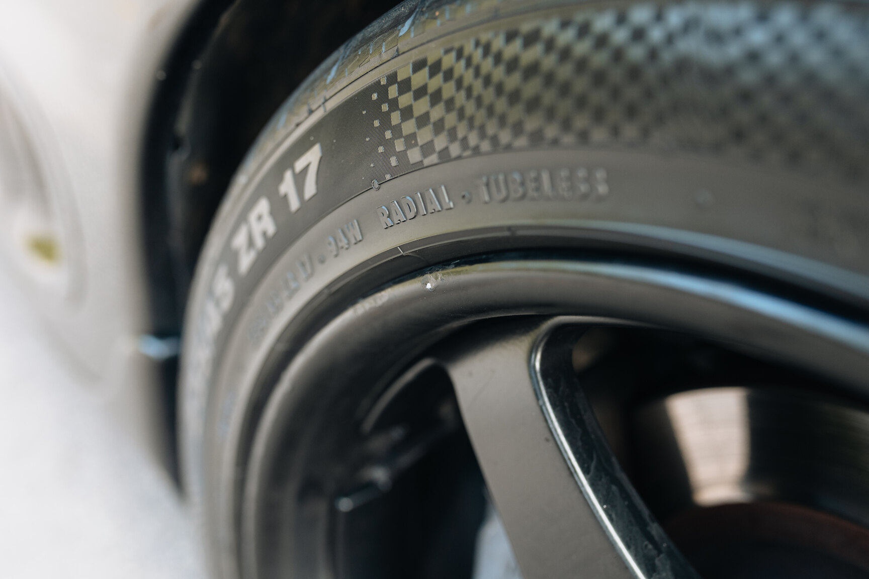 Exterior image of 1994 Mazda RX7 (73)