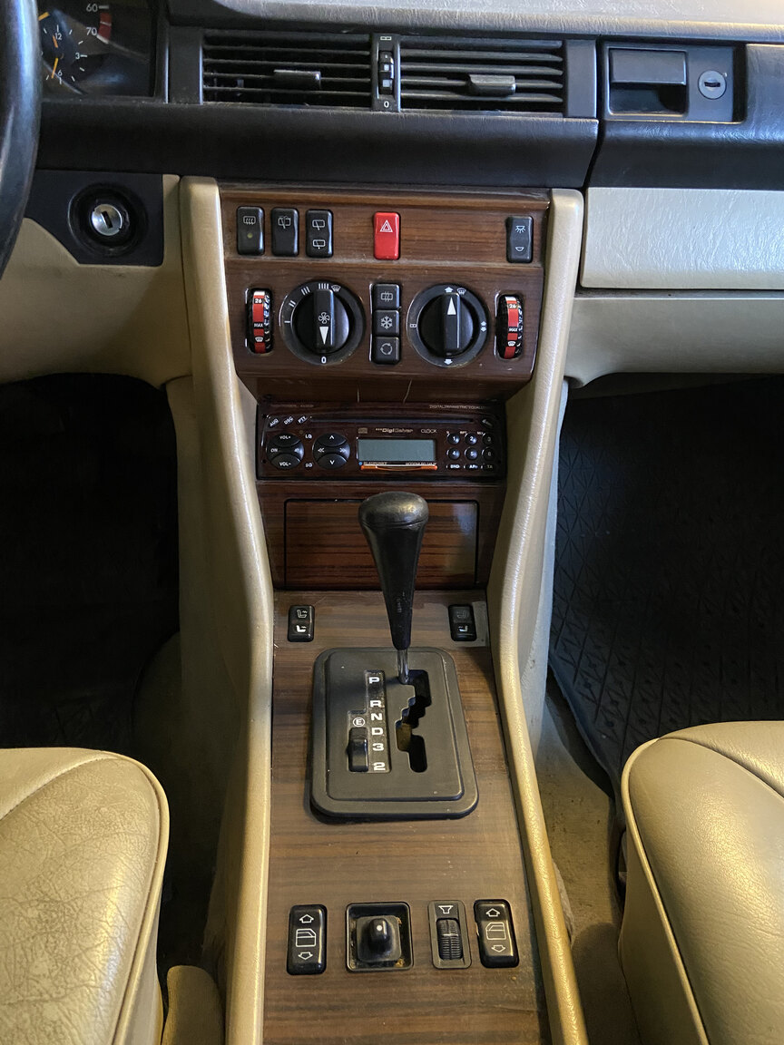 Interiörbild 1989 Mercedes-Benz 300 TE 4Matic