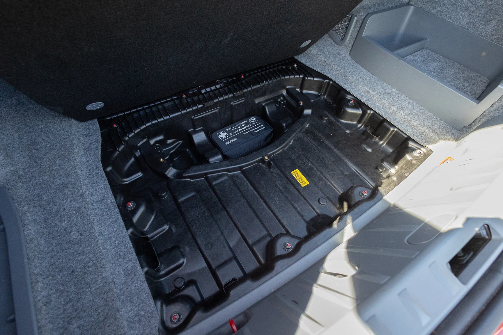 Interior image of 2007 BMW 335i Coupé (7)