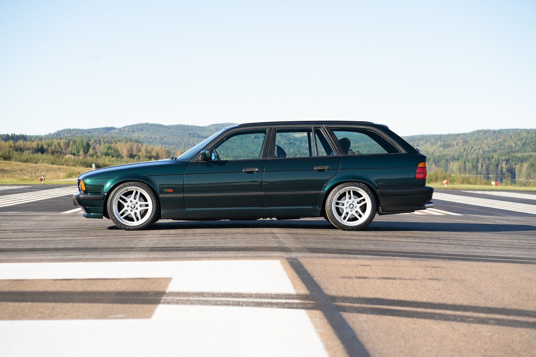 Exterior image of 1995 BMW 540i Touring - NO RESERVE