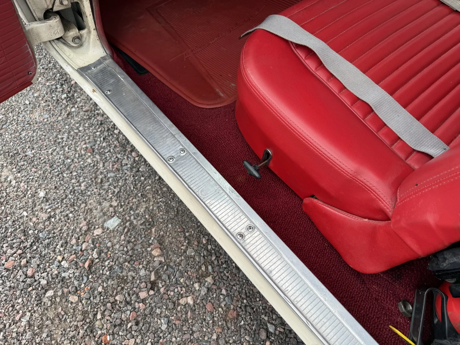 Interiörbild 1957 Ford Thunderbird (8)