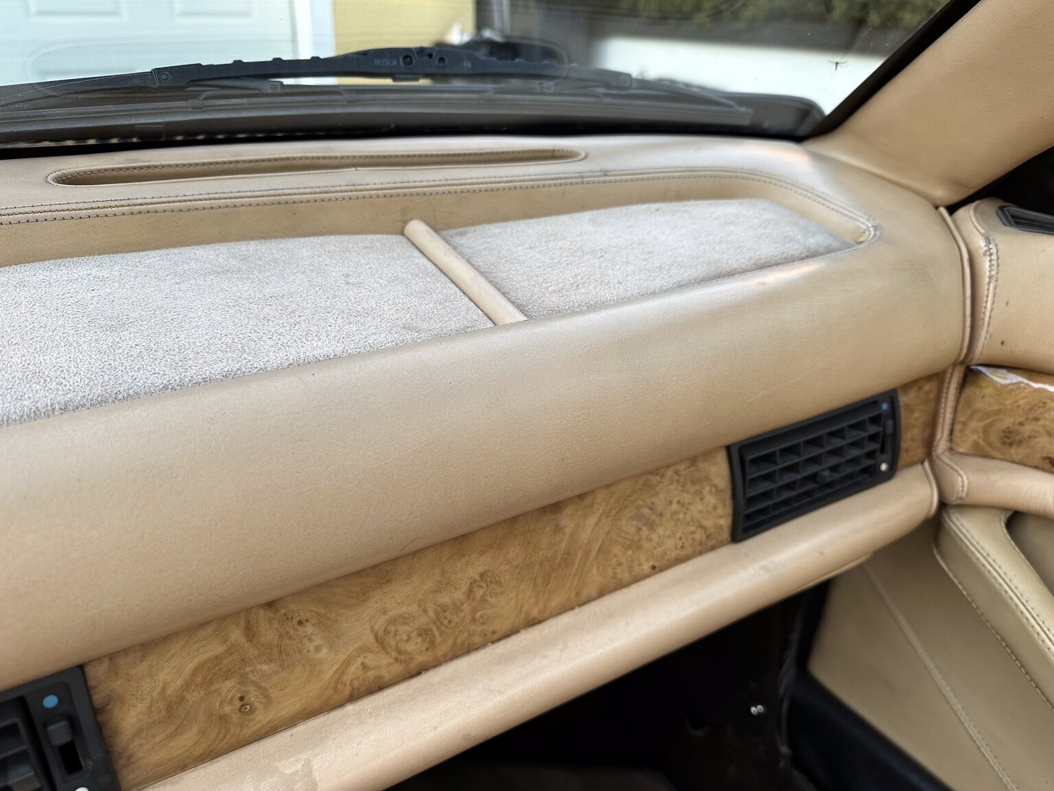 Interiörbild 1987 Maserati Biturbo Spyder