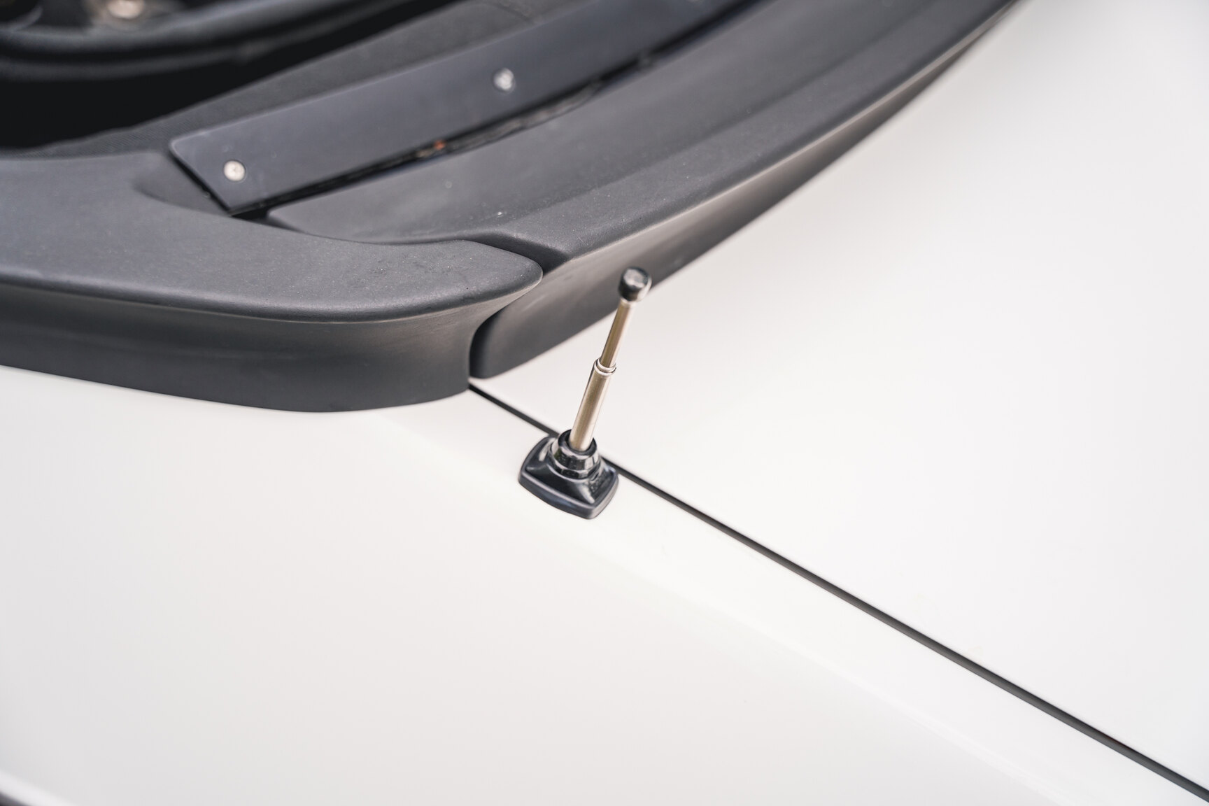 Exterior image of 1987 Saab 900 Turbo Convertible