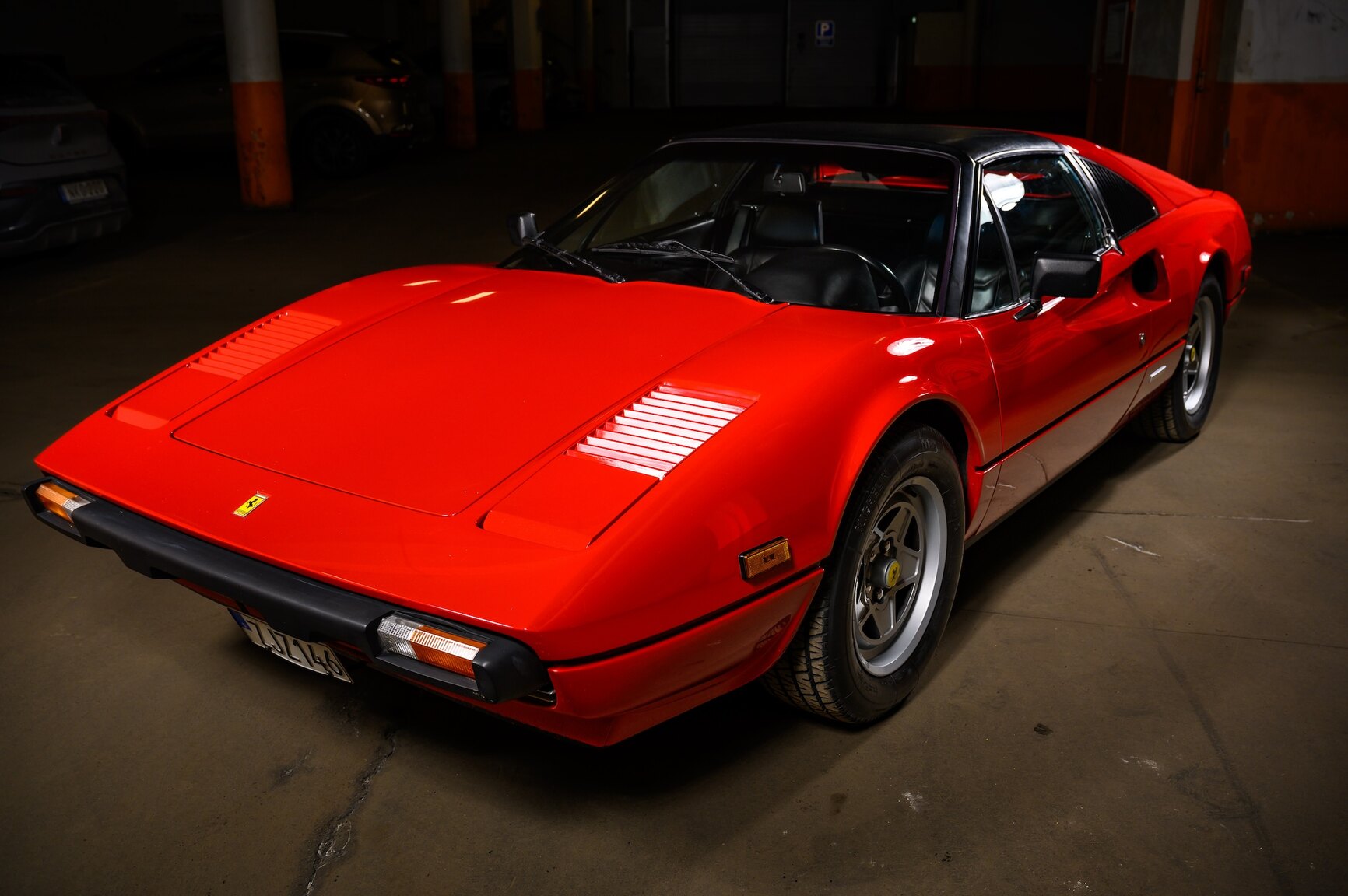 Exteriörbild på 1982 Ferrari 308 GTSI