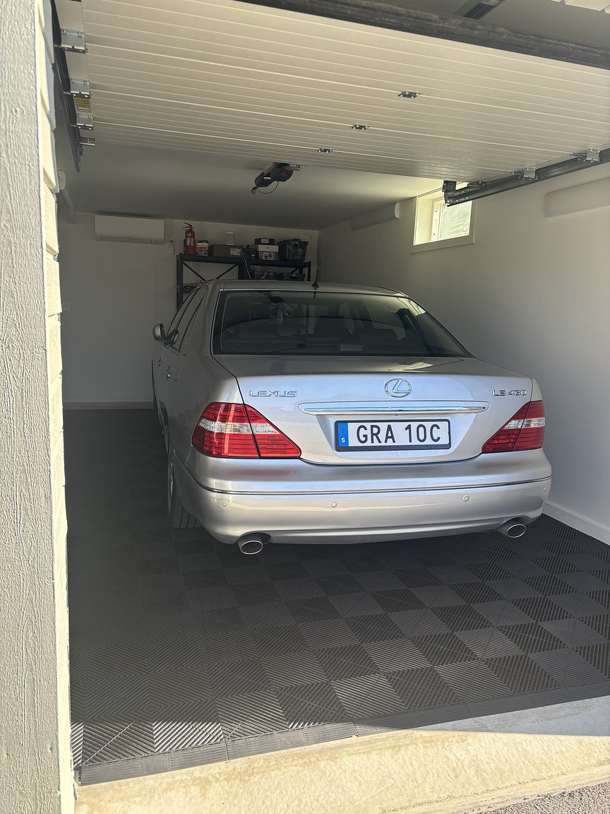 Exteriörbild på 2005 Lexus LS 430 4.3 V8 (3)