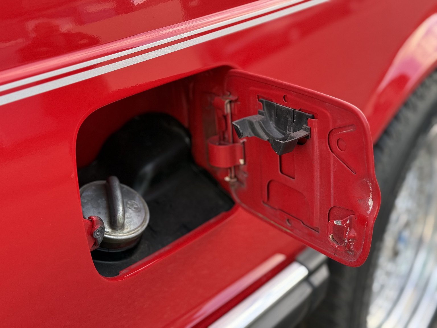 Exteriörbild på 1984 BMW 635CSi