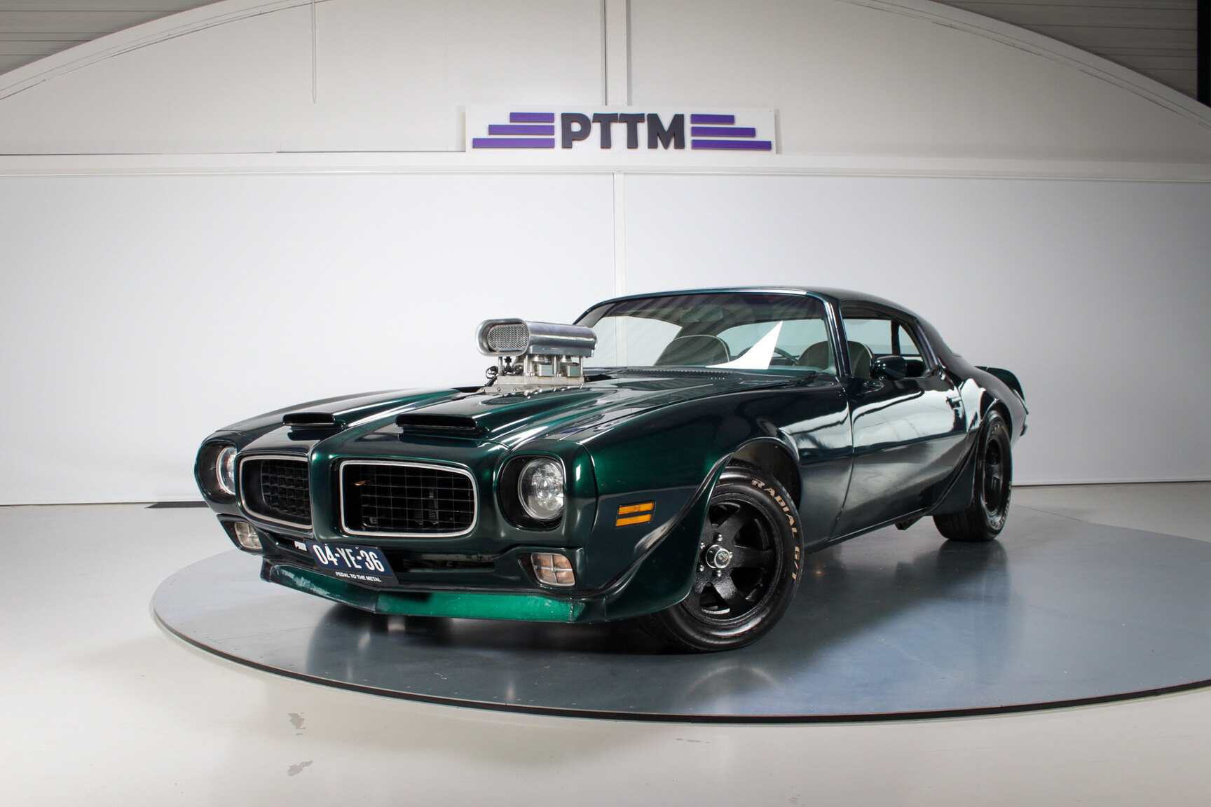 Exterior image of 1975 Pontiac Firebird Formula