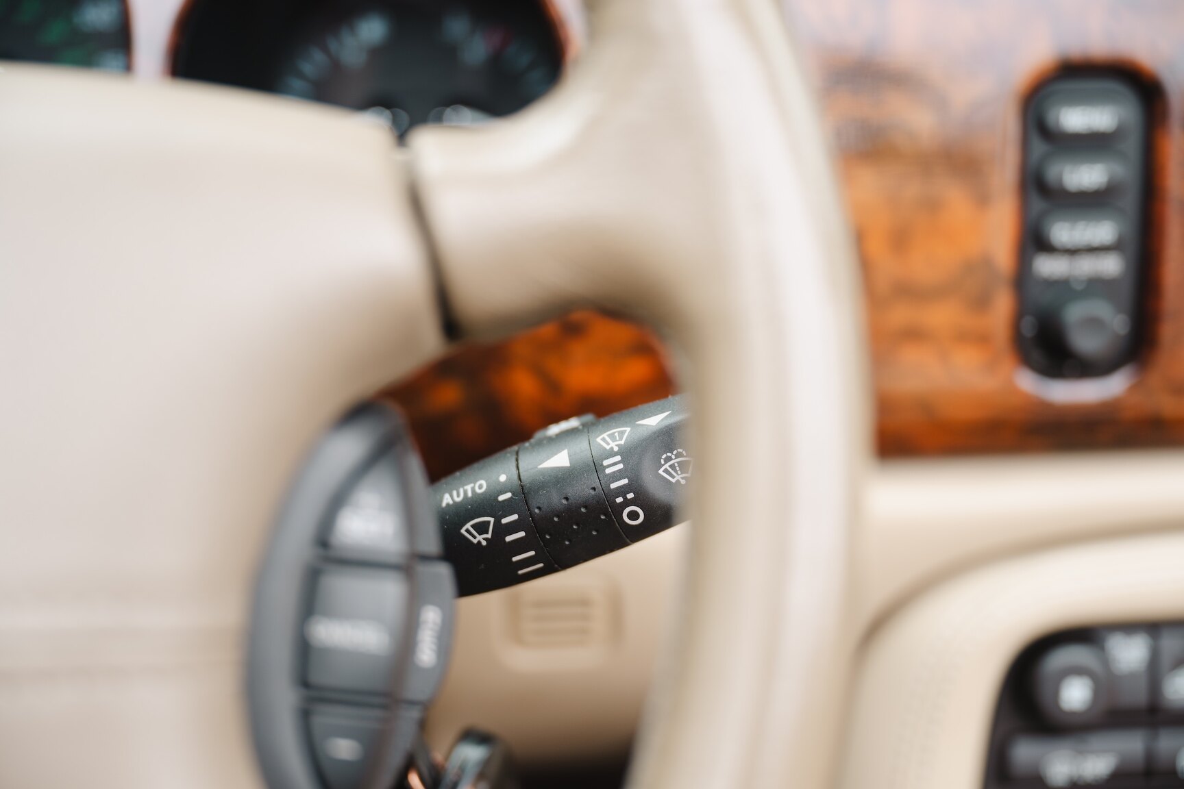 Interiörbild 2003 Jaguar XK8 Cabriolet